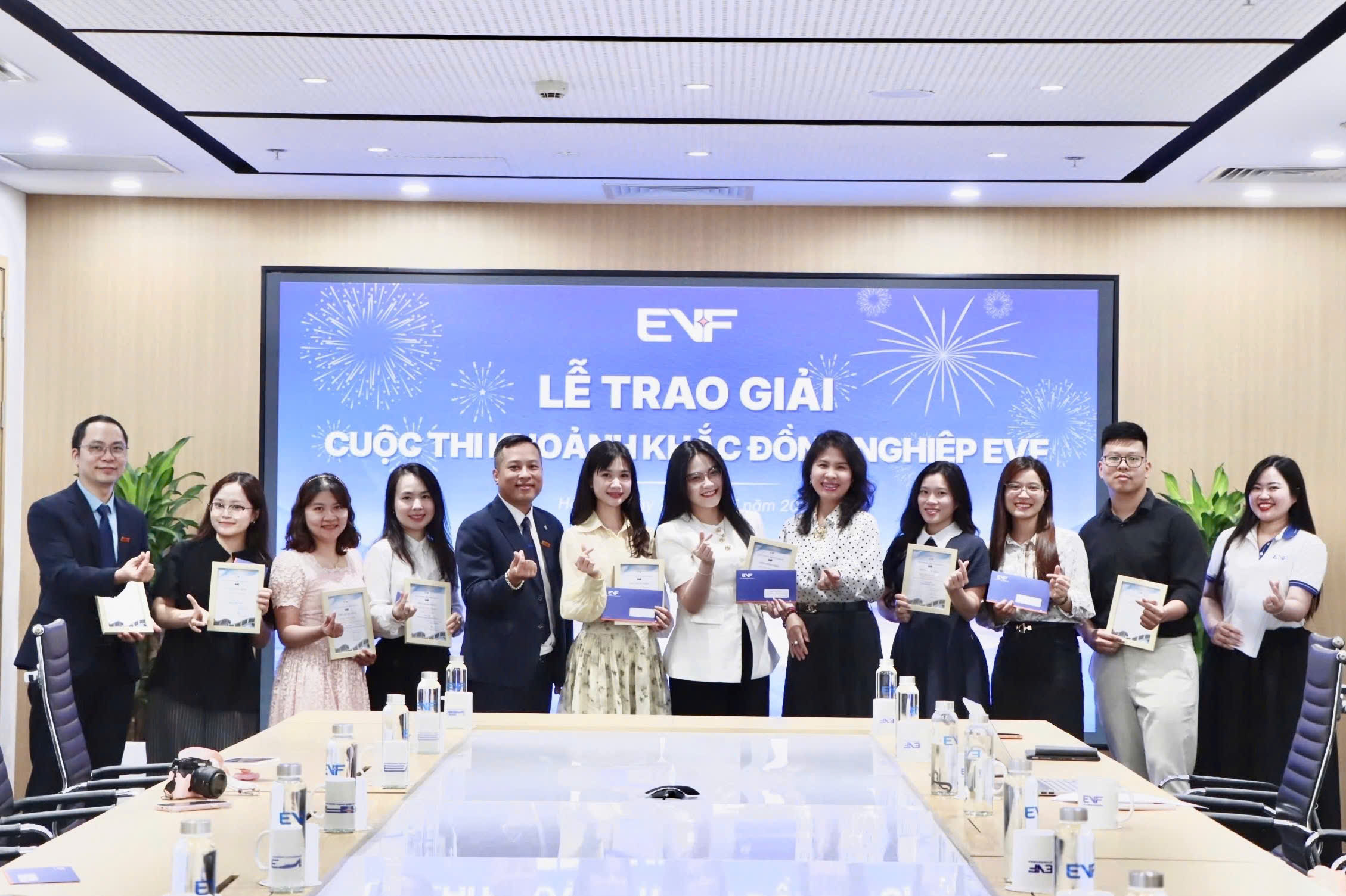 “Khoảnh khắc đồng nghiệp EVF”: Lan tỏa văn hóa gắn kết hướng tới 75 năm Ngân hàng Việt Nam