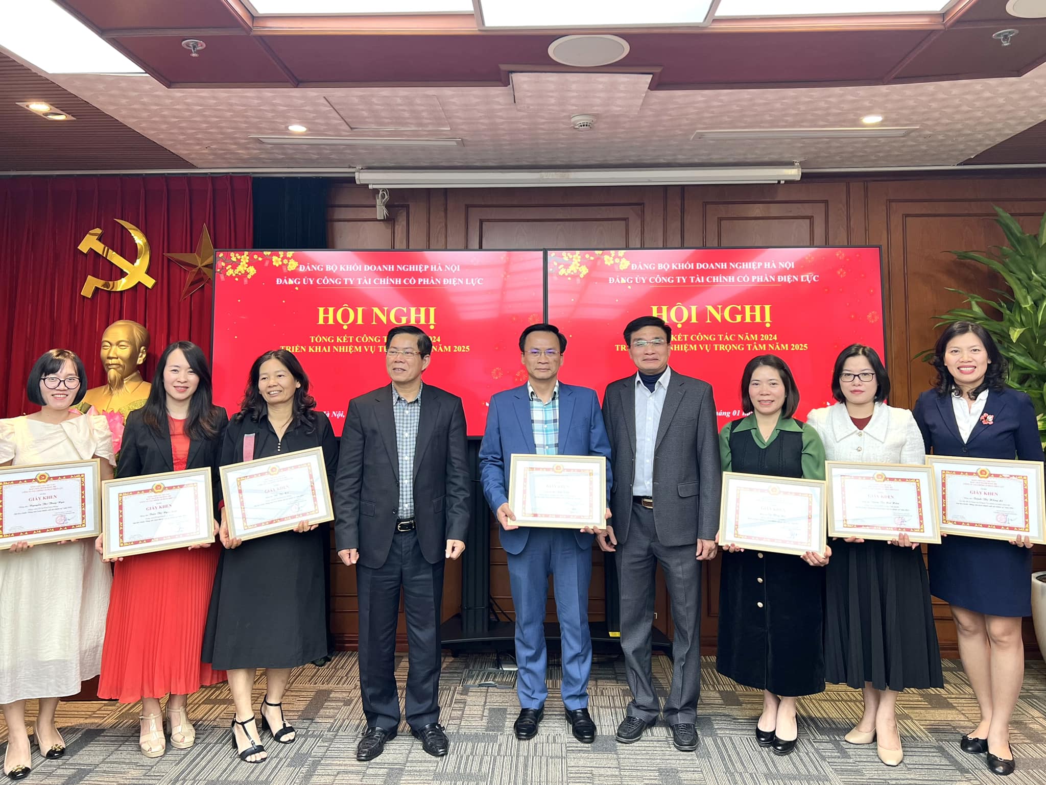 Đảng bộ EVNFinance tổ chức thành công Hội nghị Tổng kết công tác năm 2024 và triển khai nhiệm vụ trọng tâm năm 2025