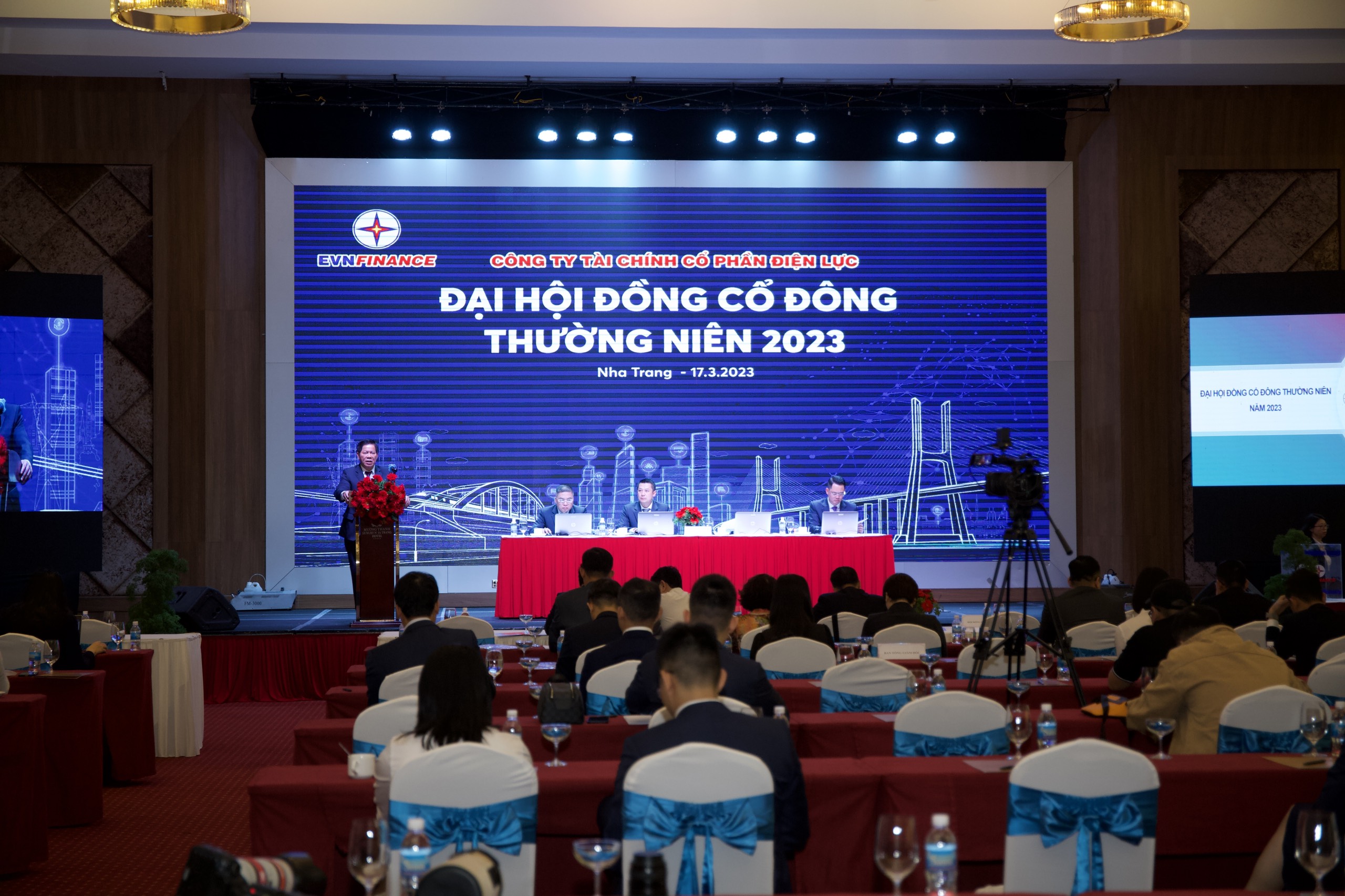 Thông cáo báo chí: EVNFinance đặt mục tiêu phát triển mạnh mẽ trong năm 2023