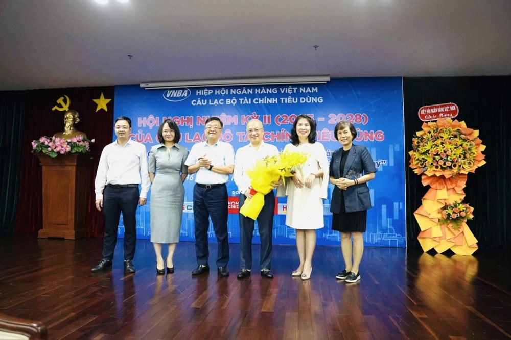 EVNFinance tham gia Ban Chủ nhiệm CLB Tài chính Tiêu dùng nhiệm kỳ II (2025 - 2028)
