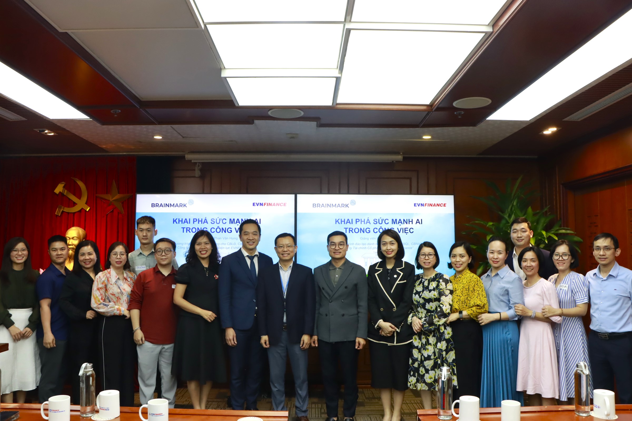 EVNFinance đào tạo ứng dụng AI, kích hoạt tư duy số và vận hành thông minh